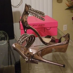 Betsy Johnson Marbell